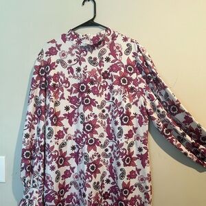 [plus size] Floral dress with a zip up.
SHEIN product so will be at a low price!